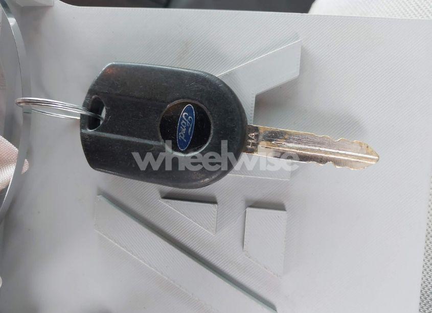 Photo 11 of 2011 Ford Fusion SE (VIN 3FAHP0HAXBR250950)