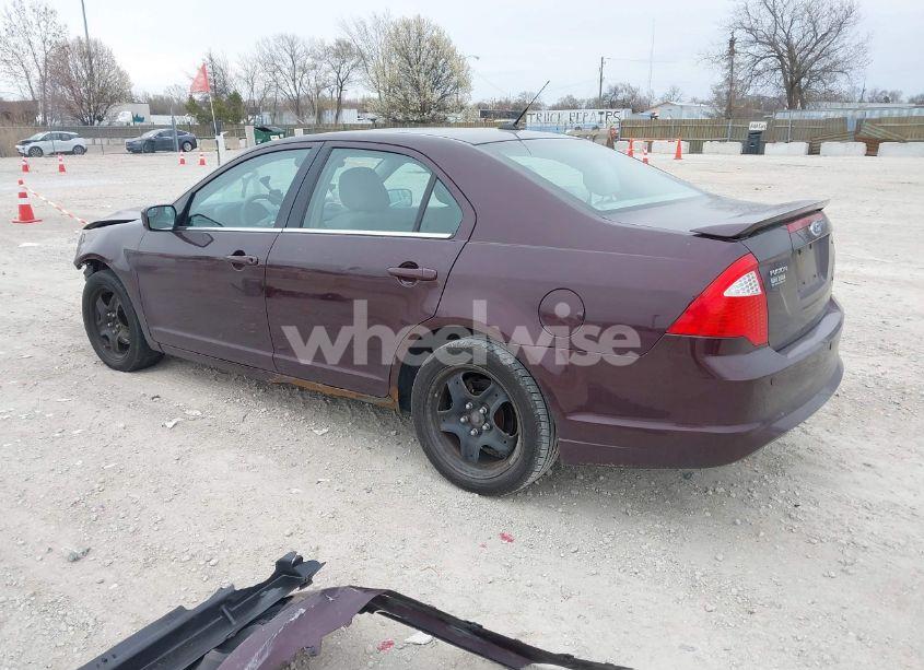 Photo 3 of 2011 Ford Fusion SE (VIN 3FAHP0HAXBR250950)