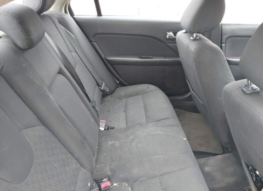 Photo 8 of 2011 Ford Fusion SE (VIN 3FAHP0HAXBR310919)