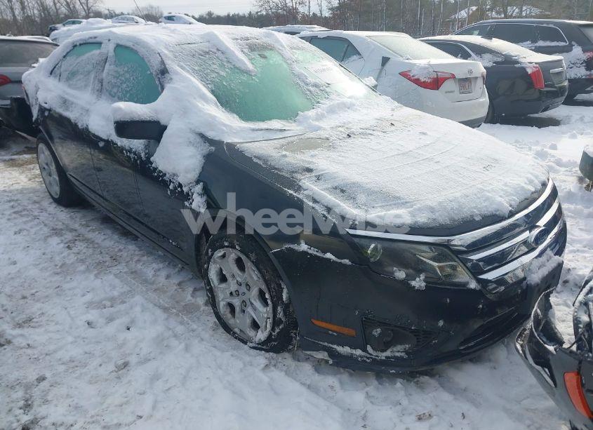 2011 Ford Fusion SE (VIN 3FAHP0HAXBR314775) main photo