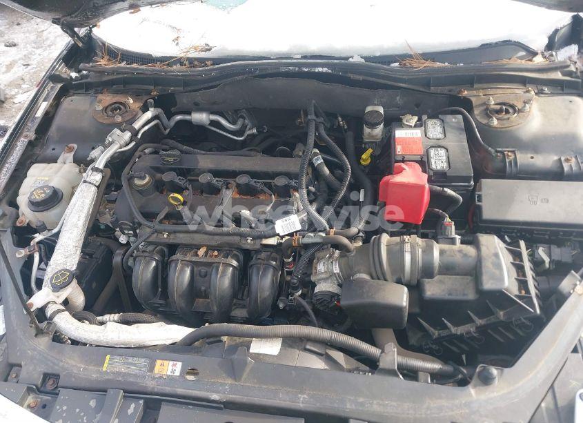 Photo 10 of 2011 Ford Fusion SE (VIN 3FAHP0HAXBR314775)