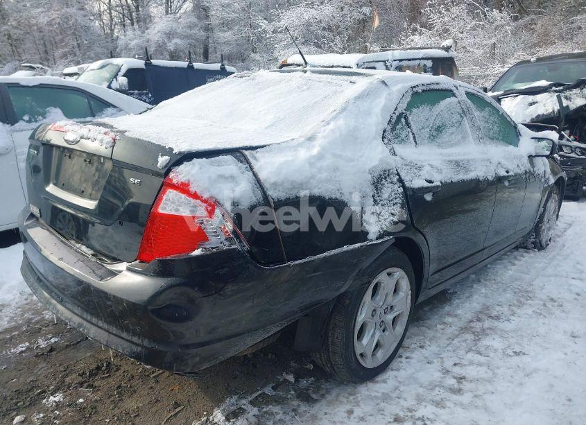 Photo 4 of 2011 Ford Fusion SE (VIN 3FAHP0HAXBR314775)