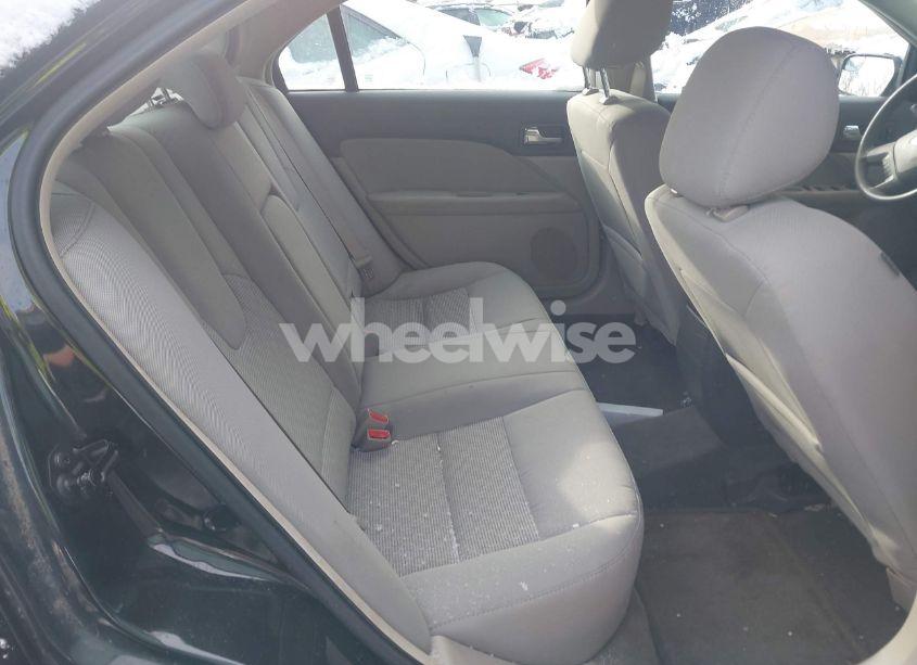 Photo 8 of 2011 Ford Fusion SE (VIN 3FAHP0HAXBR314775)