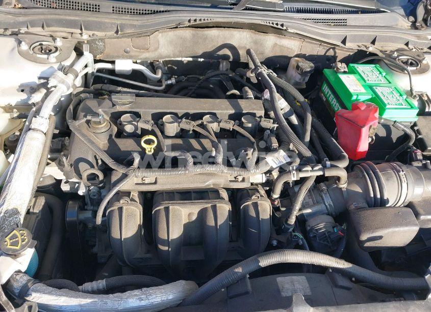 Photo 10 of 2011 Ford Fusion SE (VIN 3FAHP0HAXBR314789)