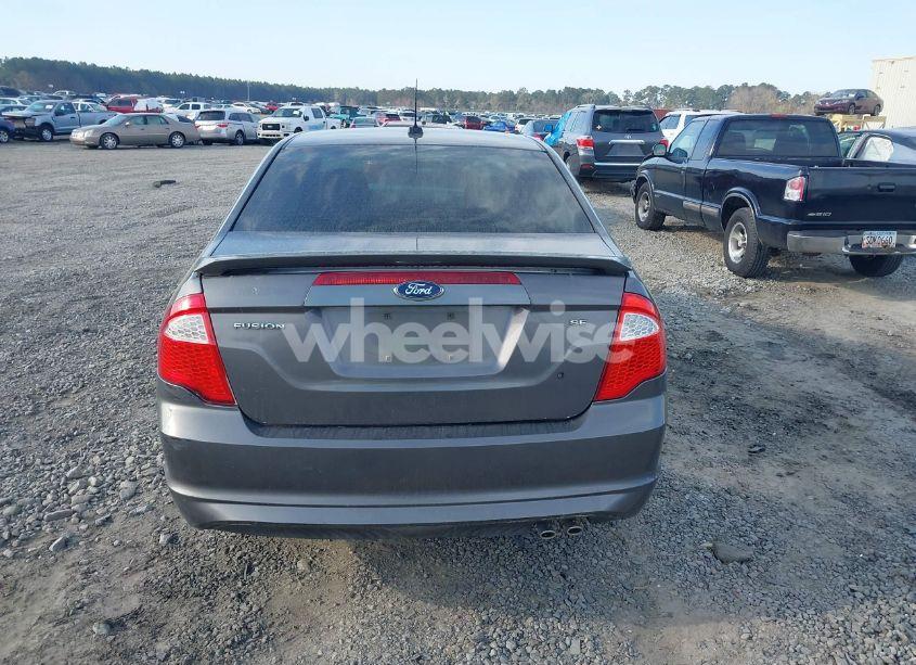 Photo 16 of 2011 Ford Fusion SE (VIN 3FAHP0HAXBR318440)