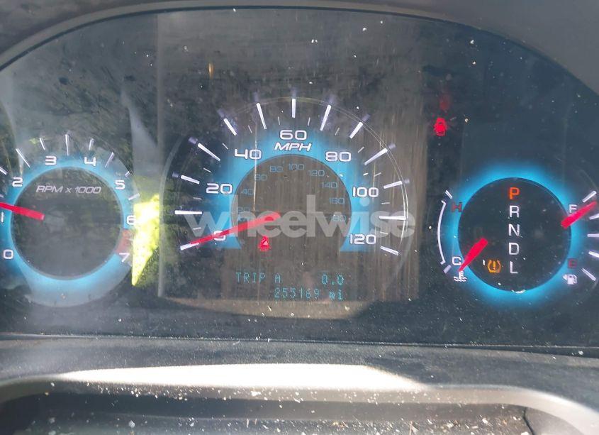 Photo 7 of 2011 Ford Fusion SE (VIN 3FAHP0HAXBR318440)