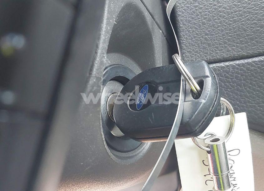 Photo 11 of 2011 Ford Fusion SE (VIN 3FAHP0HAXBR328174)