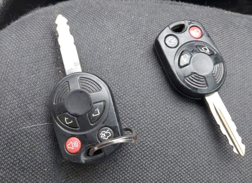 Photo 11 of 2011 Ford Fusion SE (VIN 3FAHP0HAXBR343631)