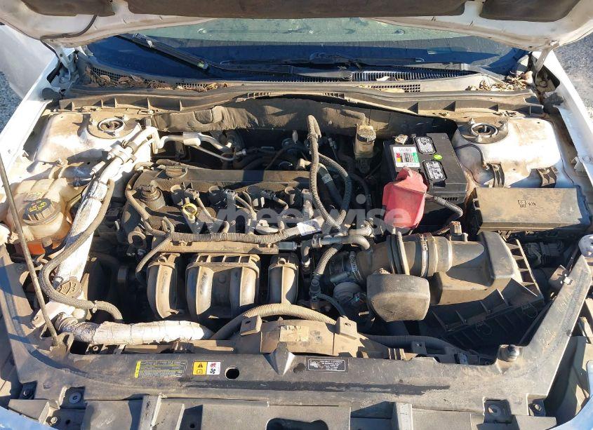 Photo 10 of 2012 Ford Fusion SE (VIN 3FAHP0HAXCR179699)