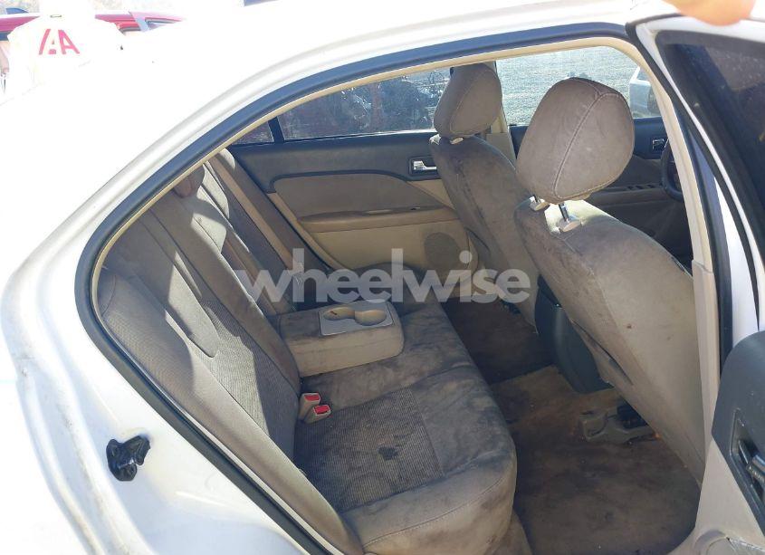 Photo 8 of 2012 Ford Fusion SE (VIN 3FAHP0HAXCR179699)