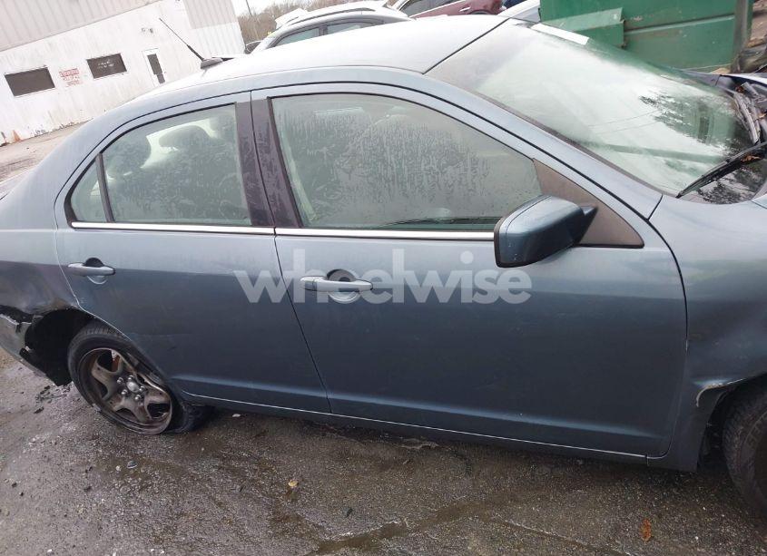 Photo 13 of 2012 Ford Fusion SE (VIN 3FAHP0HAXCR215908)