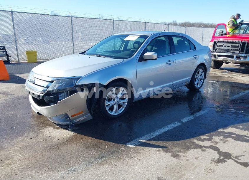 Photo 2 of 2012 Ford Fusion SE (VIN 3FAHP0HAXCR222521)