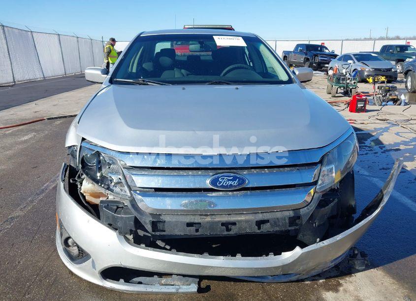 Photo 6 of 2012 Ford Fusion SE (VIN 3FAHP0HAXCR222521)