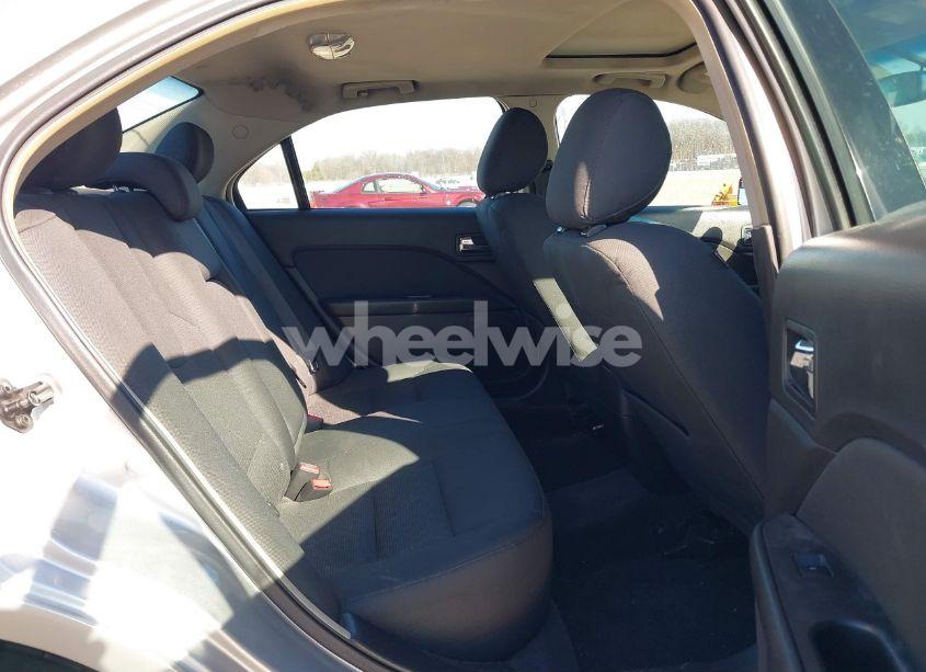 Photo 8 of 2012 Ford Fusion SE (VIN 3FAHP0HAXCR222521)