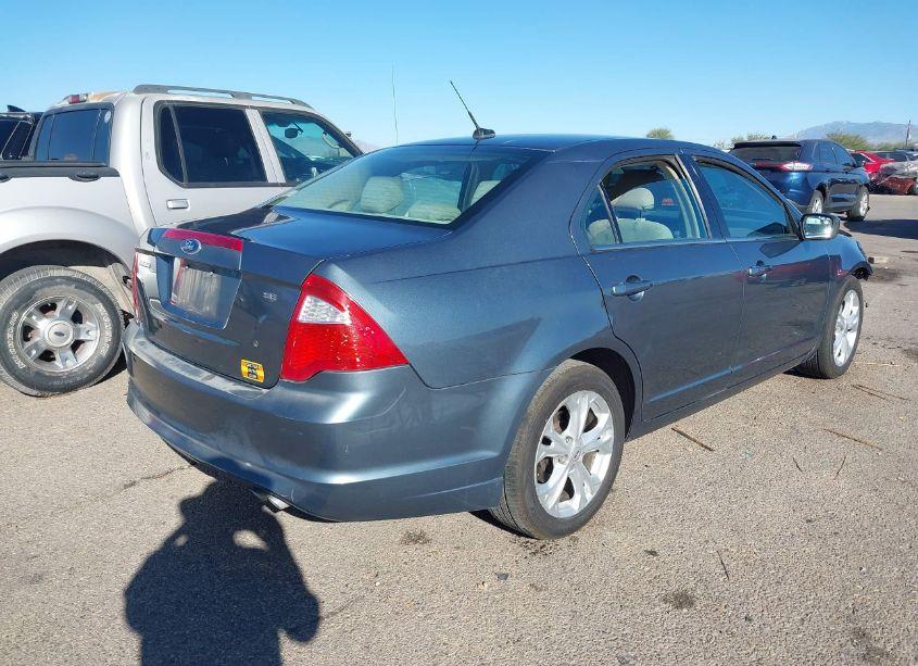 Photo 4 of 2012 Ford Fusion SE (VIN 3FAHP0HAXCR239366)