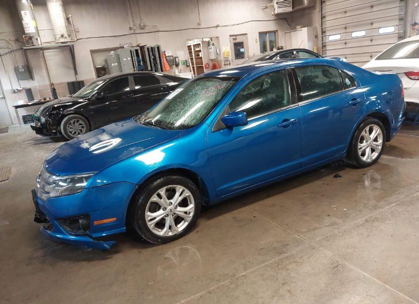 Photo 2 of 2012 Ford Fusion SE (VIN 3FAHP0HAXCR255311)