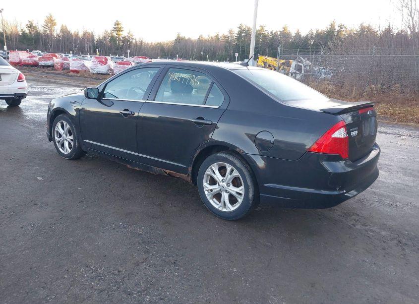 Photo 3 of 2012 Ford Fusion SE (VIN 3FAHP0HAXCR257799)