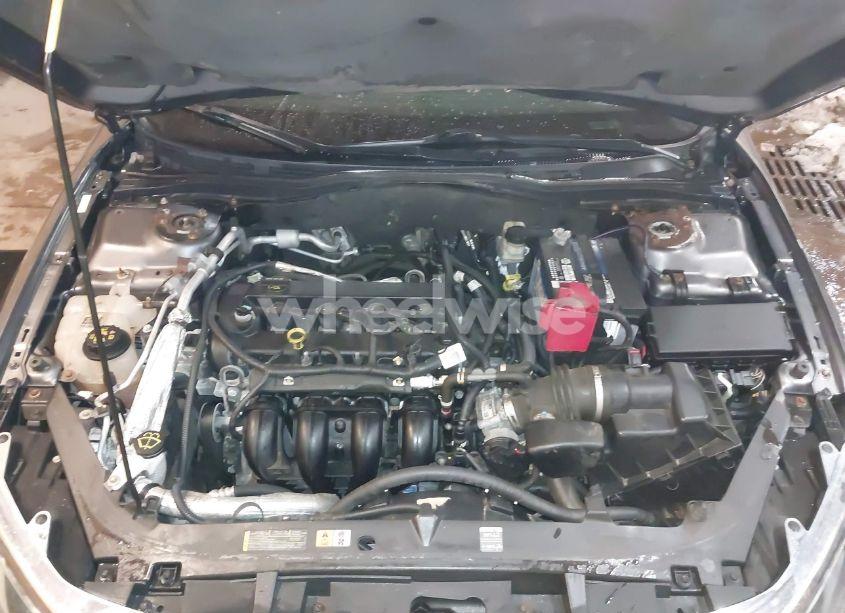 Photo 10 of 2012 Ford Fusion SE (VIN 3FAHP0HAXCR259312)