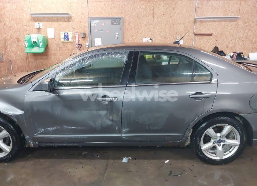 Photo 14 of 2012 Ford Fusion SE (VIN 3FAHP0HAXCR259312)