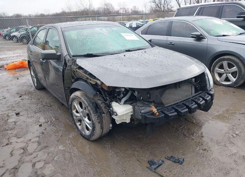 2012 Ford Fusion SE (VIN 3FAHP0HAXCR281729) main photo