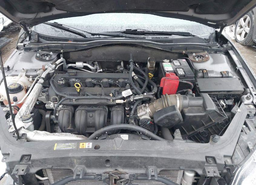 Photo 10 of 2012 Ford Fusion SE (VIN 3FAHP0HAXCR281729)