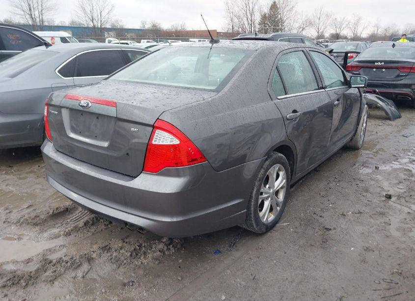 Photo 4 of 2012 Ford Fusion SE (VIN 3FAHP0HAXCR281729)