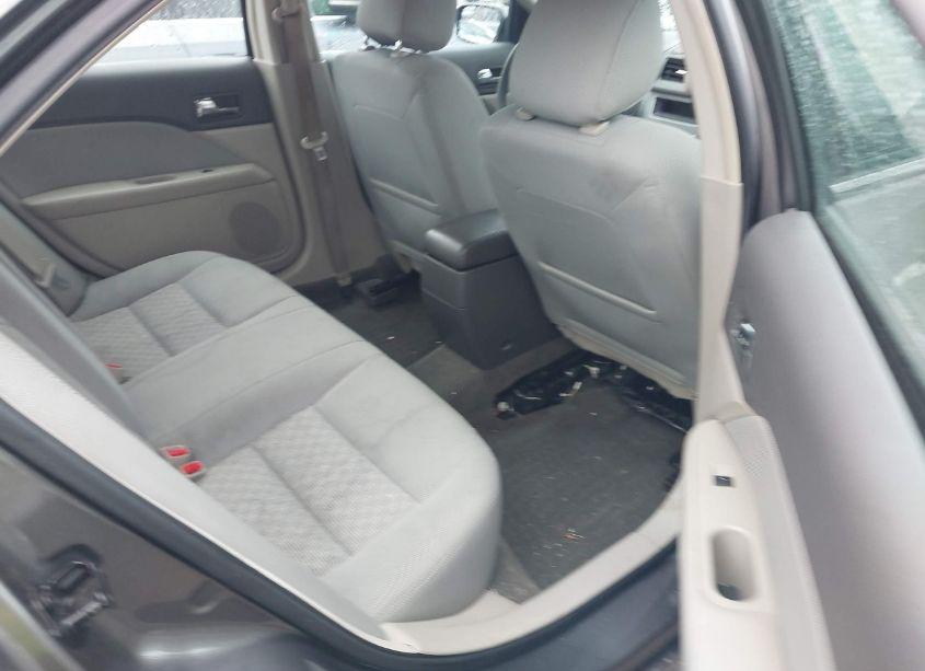 Photo 8 of 2012 Ford Fusion SE (VIN 3FAHP0HAXCR281729)