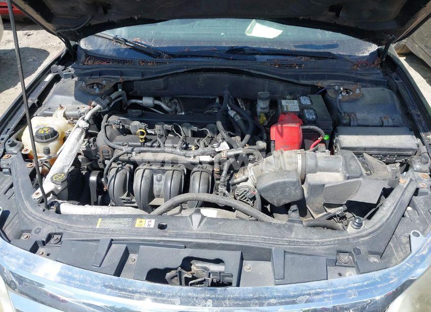 Photo 10 of 2012 Ford Fusion SE (VIN 3FAHP0HAXCR305866)