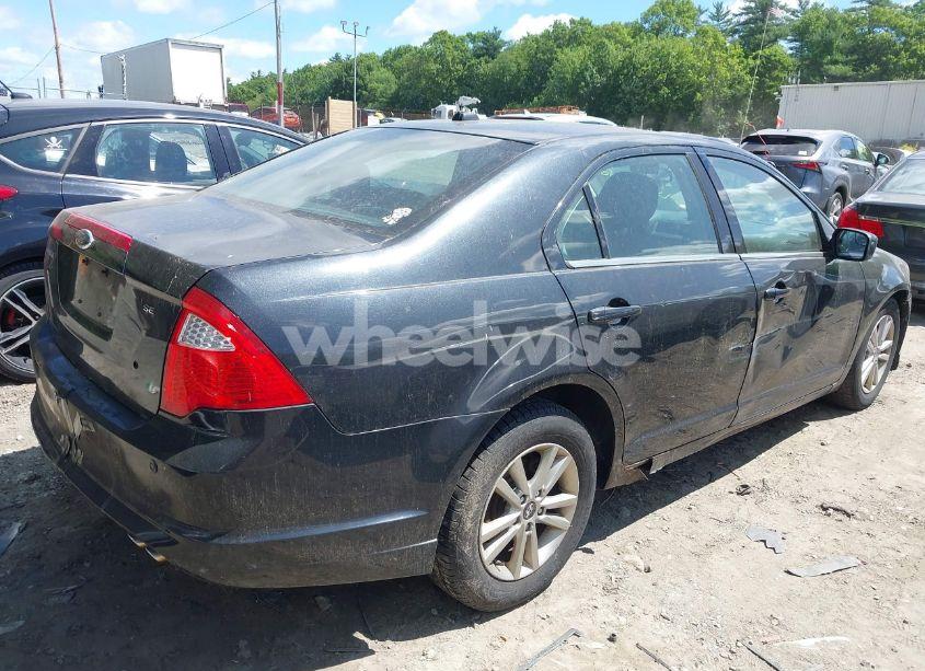 Photo 4 of 2012 Ford Fusion SE (VIN 3FAHP0HAXCR305866)