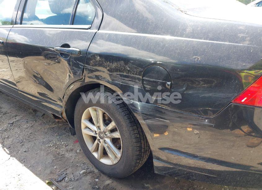 Photo 6 of 2012 Ford Fusion SE (VIN 3FAHP0HAXCR305866)