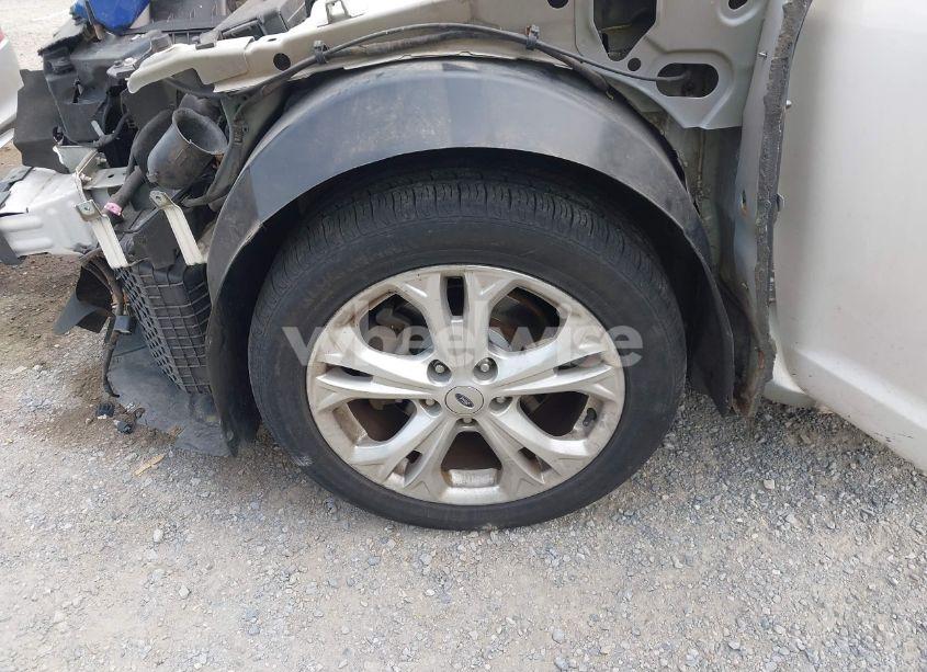 Photo 12 of 2012 Ford Fusion SE (VIN 3FAHP0HAXCR348913)