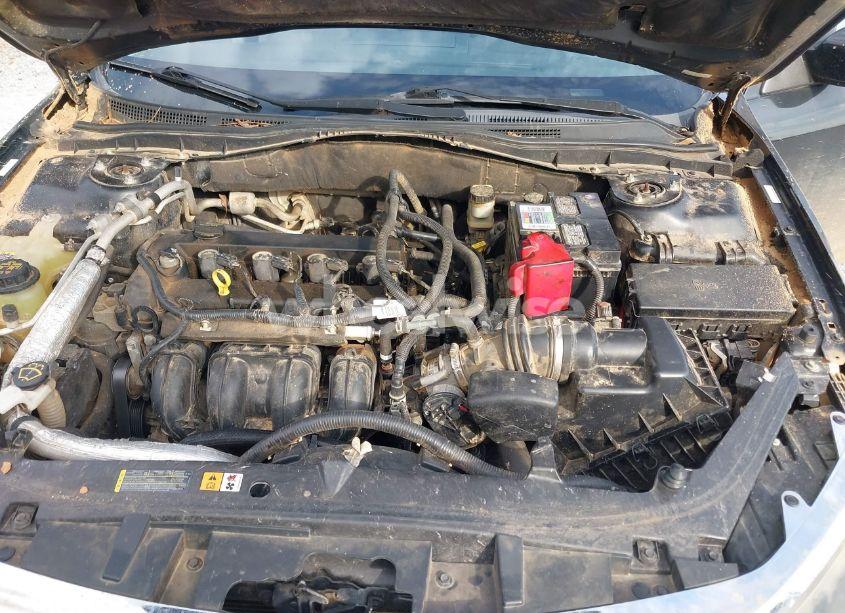 Photo 10 of 2012 Ford Fusion SE (VIN 3FAHP0HAXCR351343)