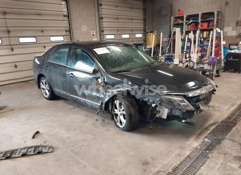 2012 Ford Fusion SE (VIN 3FAHP0HAXCR367493) main photo