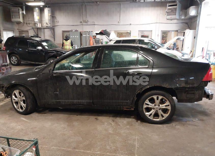 Photo 14 of 2012 Ford Fusion SE (VIN 3FAHP0HAXCR367493)