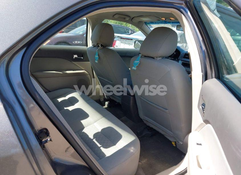 Photo 8 of 2012 Ford Fusion SE (VIN 3FAHP0HAXCR367557)