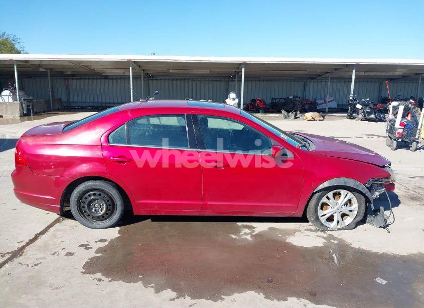 Photo 14 of 2012 Ford Fusion SE (VIN 3FAHP0HAXCR395097)