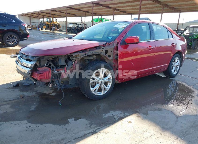 Photo 2 of 2012 Ford Fusion SE (VIN 3FAHP0HAXCR395097)