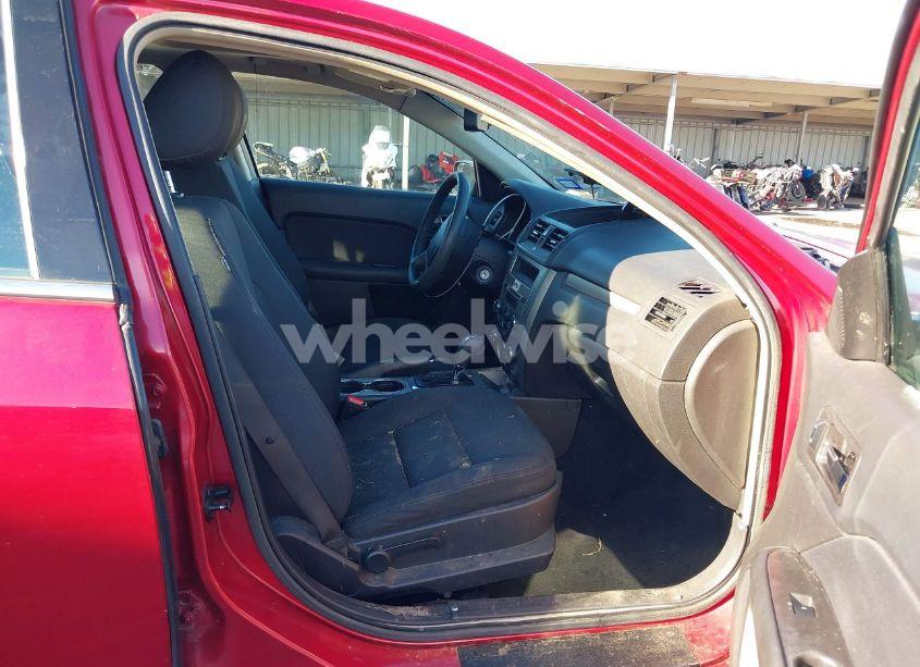 Photo 5 of 2012 Ford Fusion SE (VIN 3FAHP0HAXCR395097)