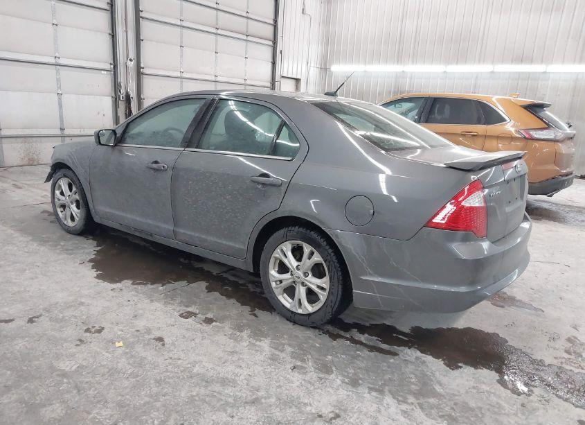 Photo 3 of 2012 Ford Fusion SE (VIN 3FAHP0HAXCR397013)