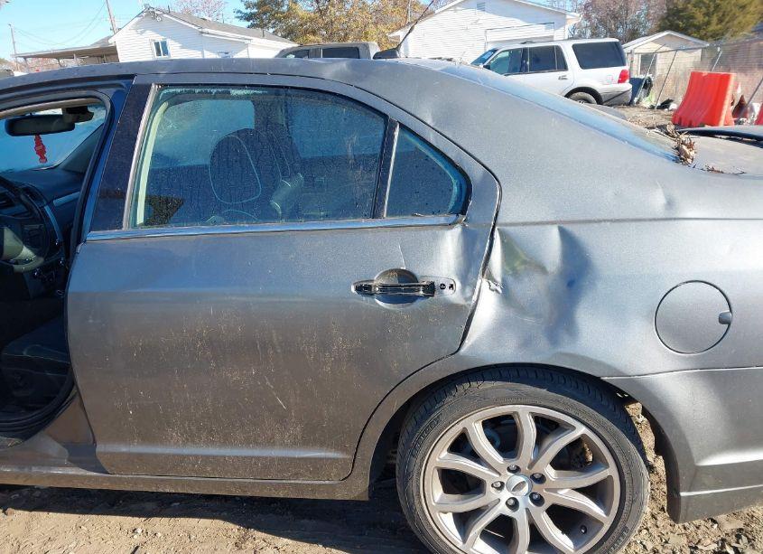 Photo 15 of 2012 Ford Fusion SE (VIN 3FAHP0HAXCR407698)