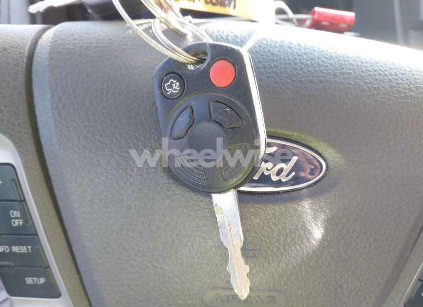 Photo 11 of 2012 Ford Fusion SE (VIN 3FAHP0HAXCR416756)