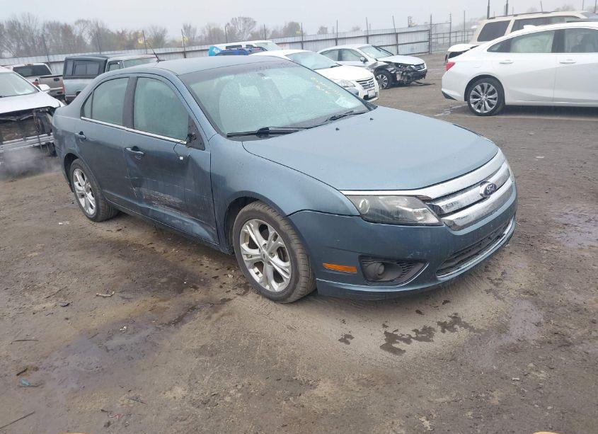 2012 Ford Fusion SE (VIN 3FAHP0HAXCR420645) main photo