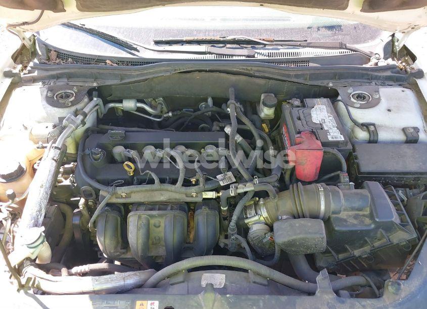 Photo 10 of 2012 Ford Fusion SE (VIN 3FAHP0HAXCR427773)