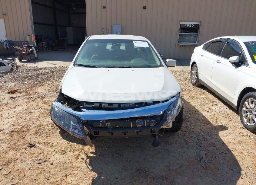 Photo 12 of 2012 Ford Fusion SE (VIN 3FAHP0HAXCR427773)