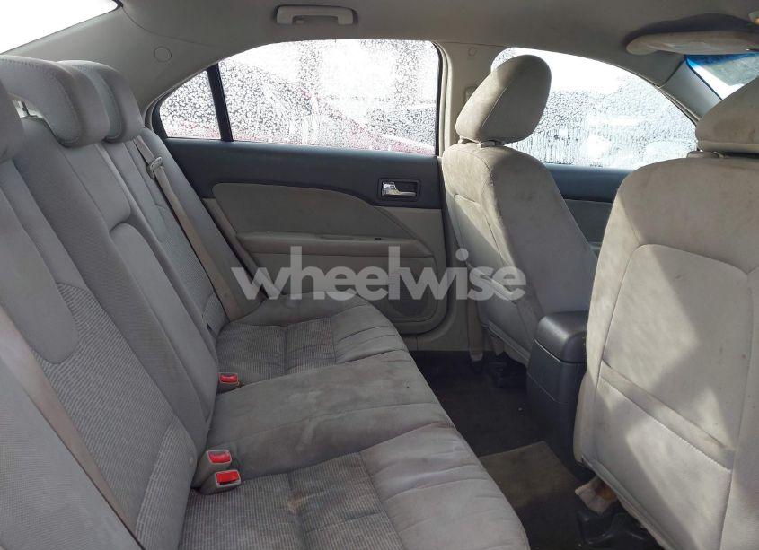 Photo 8 of 2010 Ford Fusion SE (VIN 3FAHP0HG0AR191653)