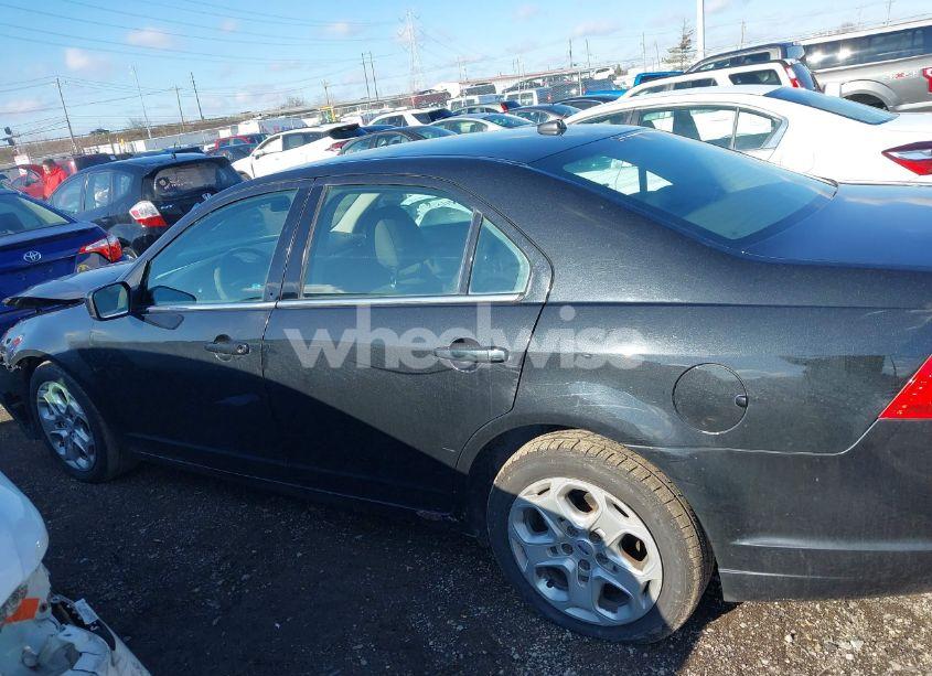 Photo 14 of 2010 Ford Fusion SE (VIN 3FAHP0HG0AR198327)