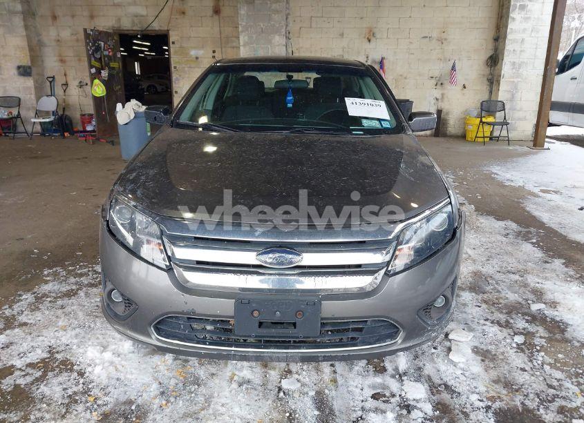 Photo 12 of 2010 Ford Fusion SE (VIN 3FAHP0HG0AR246120)