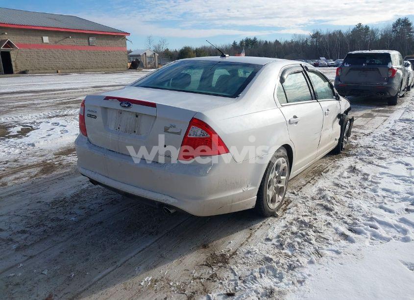 Photo 4 of 2011 Ford Fusion (VIN 3FAHP0HG0BR240478)