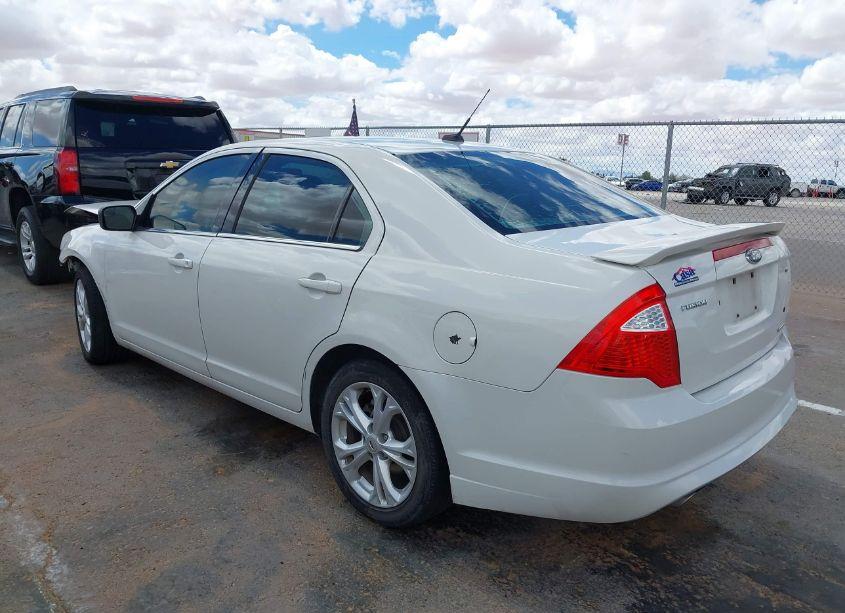 Photo 3 of 2012 Ford Fusion SE (VIN 3FAHP0HG0CR130144)