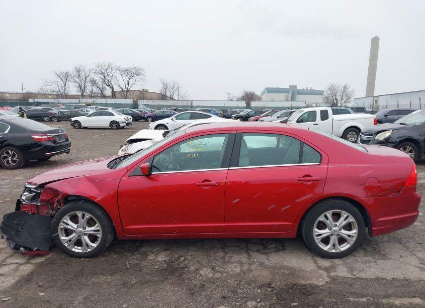 Photo 14 of 2012 Ford Fusion SE (VIN 3FAHP0HG0CR426541)